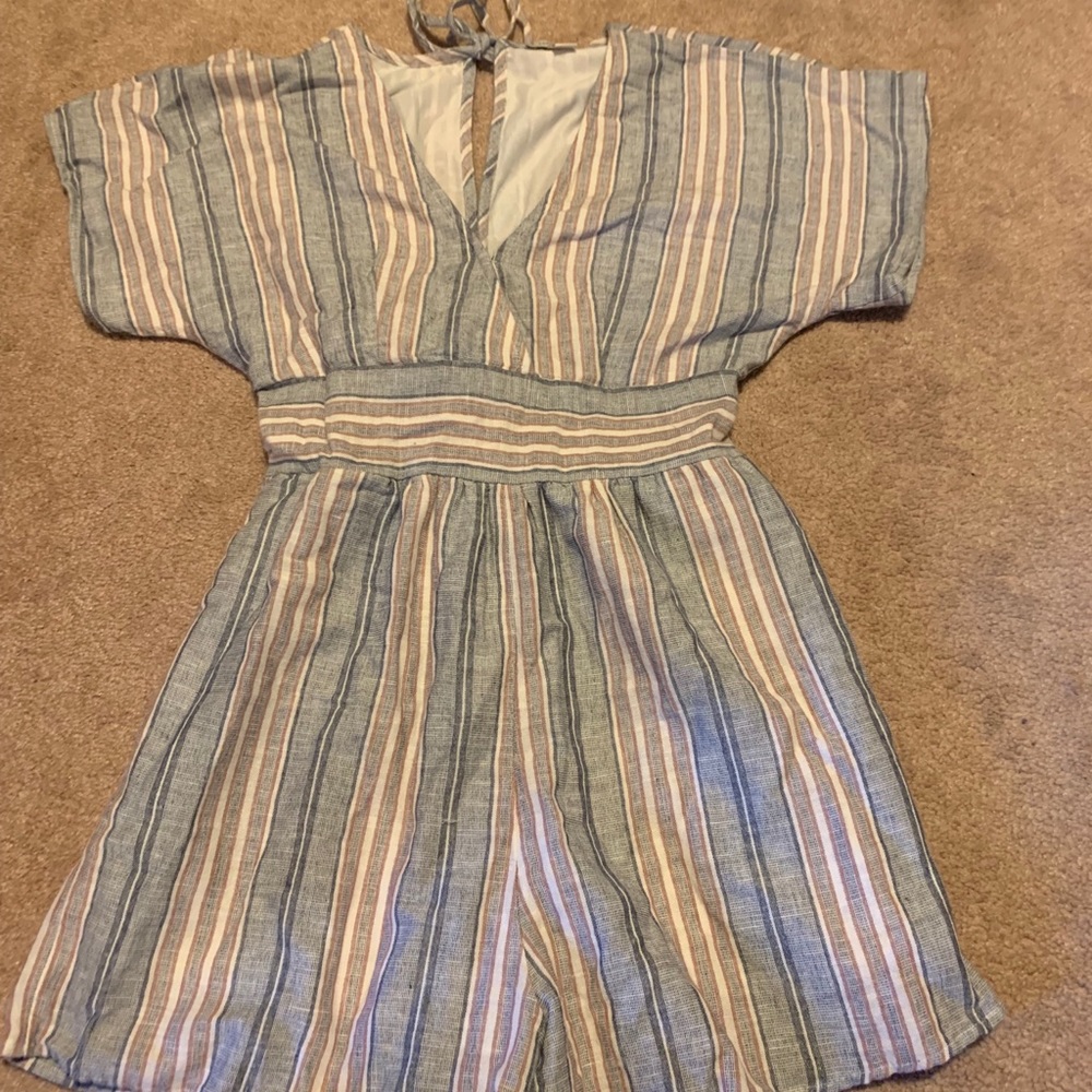 NWOT American Eagle Romper